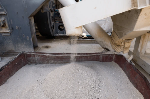 الصناعات - مصنع الخليط الجاف